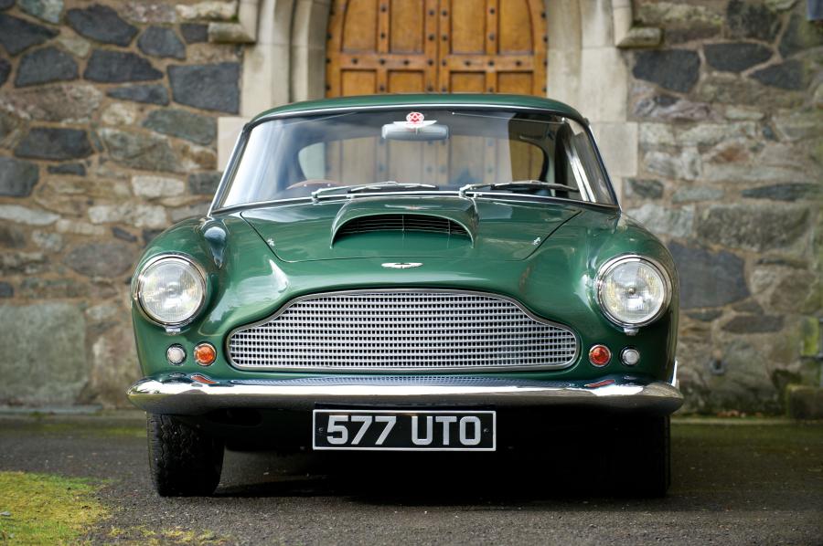  Aston Martin DB4 (DB4/355/R) 1960 года  (фото 15 из 20)